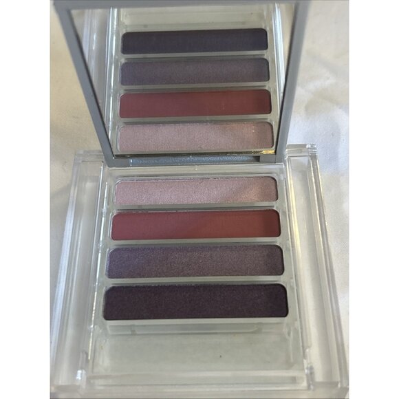 MODELS PREFER Four Your eyes Quad eyeshadow applicator .18oz purple tone Eye - Picture 1 of 10